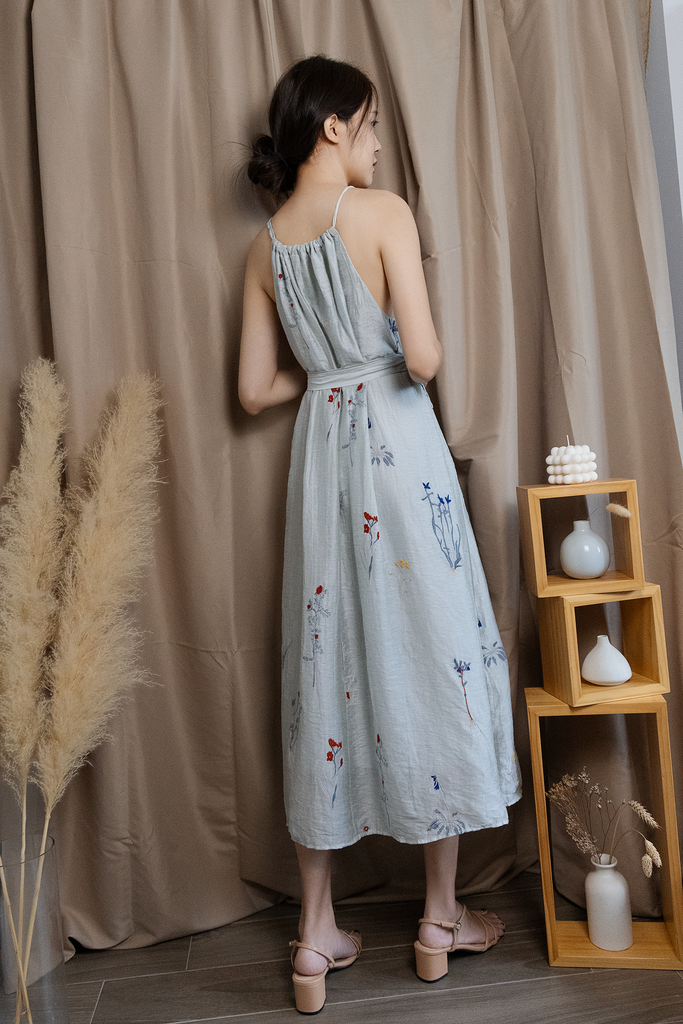 Floral Embroidery Halter Dress