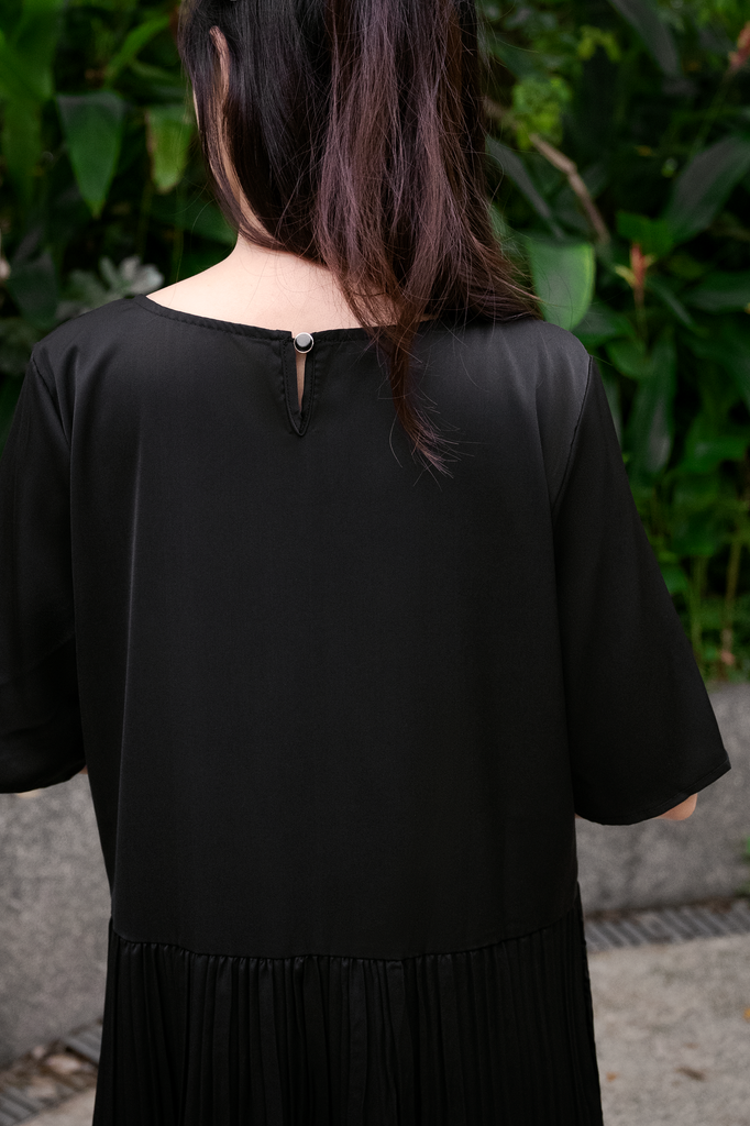 Pleated Tiered Midi Dress