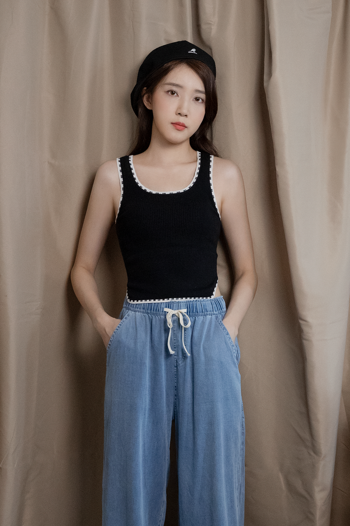 Contrast Trim Tank Top