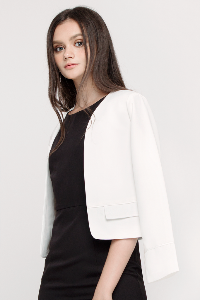 Cropped Piping Blazer