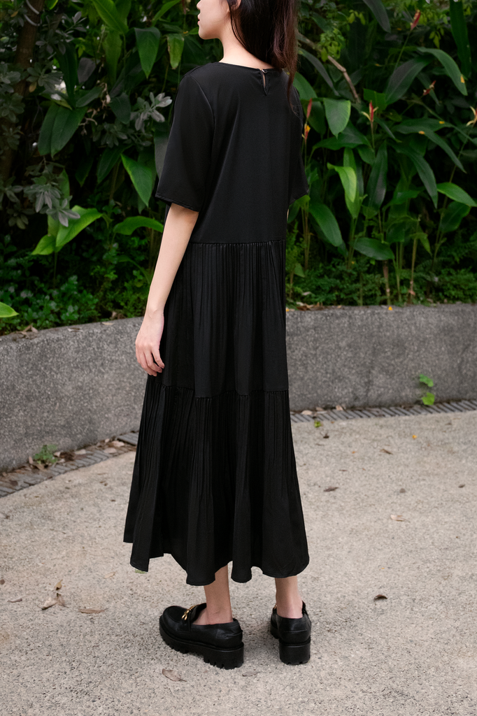 Pleated Tiered Midi Dress