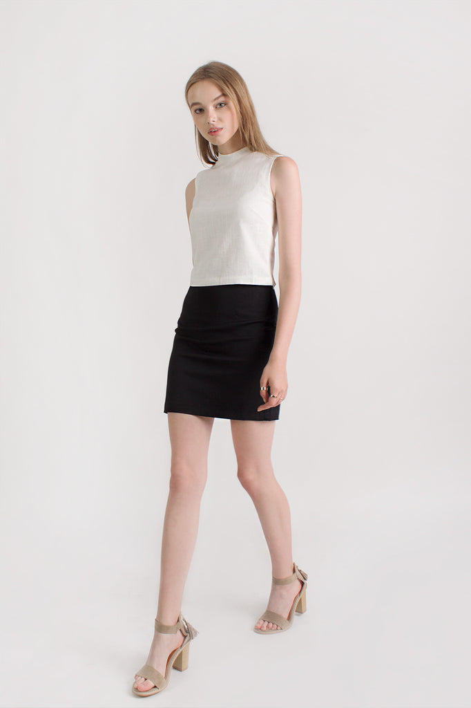 Basic fitted skirt