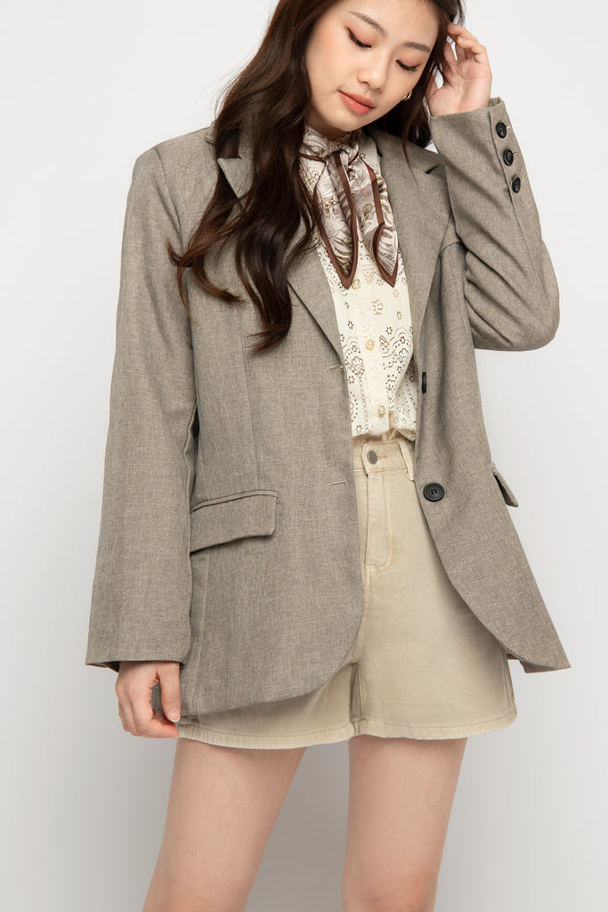 Leaf print brown scarf