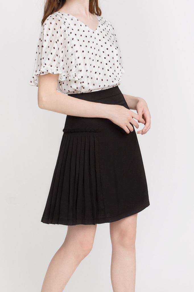 Side Pleated Skirt