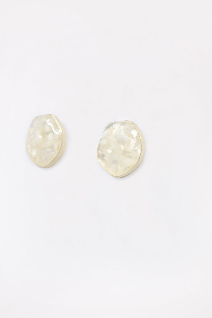 Organic Shape Seashell Earrings